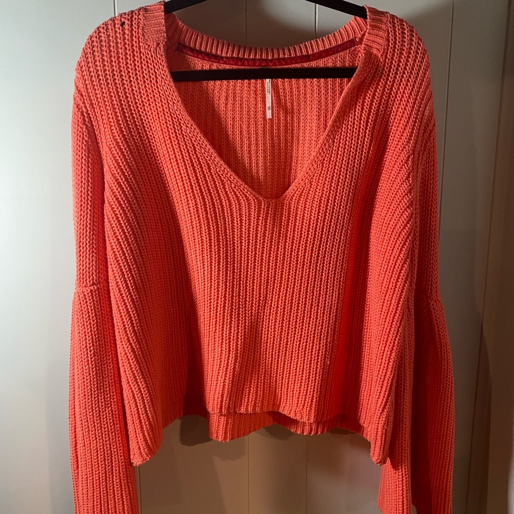 Free people bell sleeve loose knit sweater.